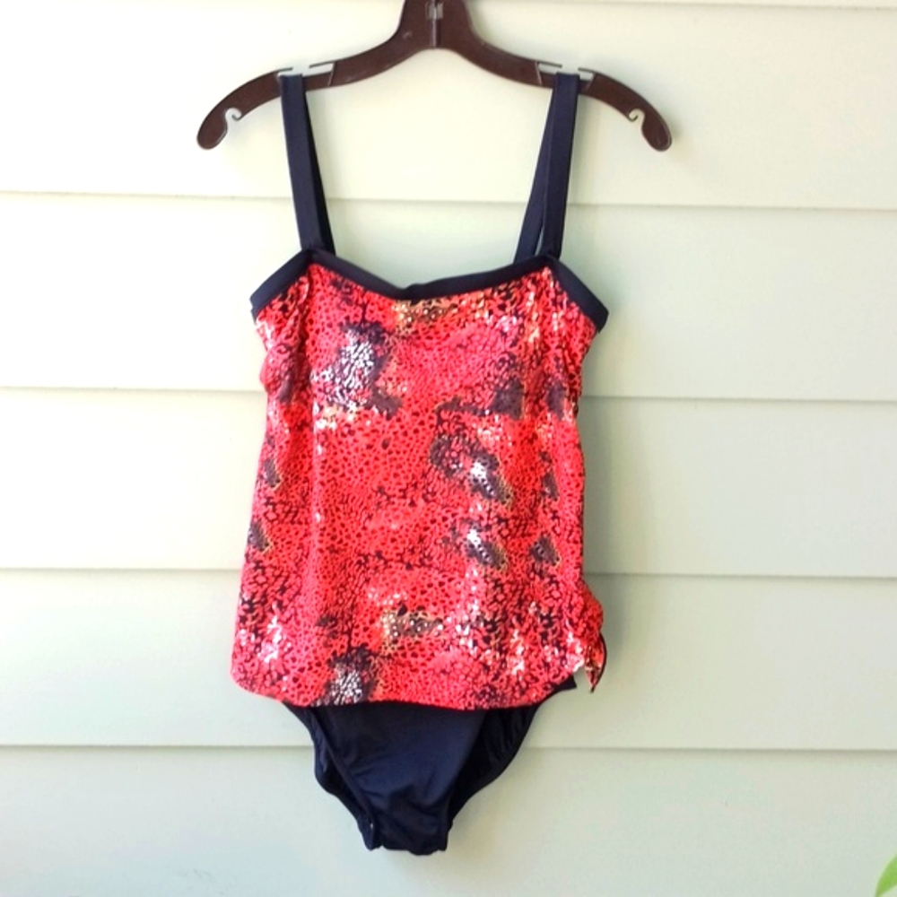 Maxine of Hollywood Women's Size 12 Multicolor Red Black One Piece Swimsuit NWOT